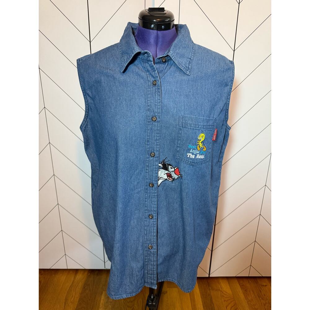 90s Looney Tunes Women’s 18 - 20 W Plus Size Cotton Denim Sleeveless Button Down
